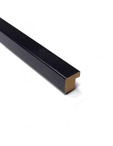 MOLDURA en DM - 18x18mm. NEGRO MATE MOLDURA en DM - 18x18mm. NEGRO MATE