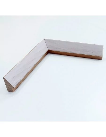 MOLDURA HAYA MACIZA CON TINTE BLANCO. PARA CUADROS TIPO PIRAMIDE 20X40mm. MOLDURA HAYA MACIZA CON TINTE BLANCO. PARA CUADROS TIPO PIRAMIDE 20X40mm.