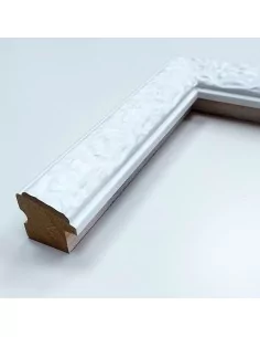 MOLDURA GRABADA BLANCA /PARA CUADROS 36X34mm.