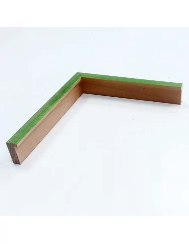 MOLDURA HAYA MACIZA CON TINTE VERDE. PARA CUADROS TIPO BAQUETON 15X34mm.