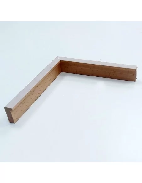 MOLDURA HAYA MACIZA CON TINTE BLANCO. PARA CUADROS TIPO BAQUETON 15X34mm. MOLDURA HAYA MACIZA CON TINTE BLANCO. PARA CUADROS TIPO BAQUETON 15X34mm.