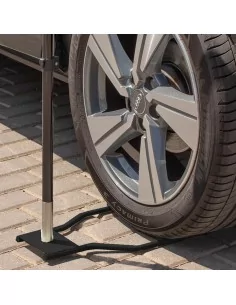 BASE PARA BANDEROLAS FLY BANNER | MODELO RUEDA DE COCHE CONCESIONARIO 2