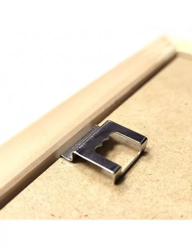 SUSPENSION POUR TABLEAUX SUR DOS MDF 2 / 3mm ÉPAISSEUR DENTELÉ CHROMÉ (Unité) SUSPENSION POUR TABLEAUX SUR DOS MDF 2 / 3mm ÉPAISSEUR DENTELÉ CHROMÉ (Unité)