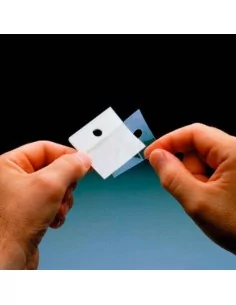 Colgador adhesivo extrafuerte 3M™ Hang Tab 1076 - Para cartón pluma y papel 2