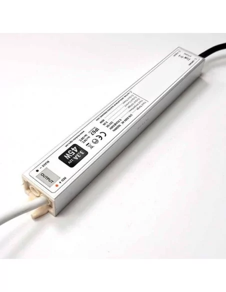 FONTE DE ALIMENTAÇÃO COMPACTA 12V 45W IP67 MOLDE ADAPTADO PARA USO EXTERIOR FONTE DE ALIMENTAÇÃO COMPACTA 12V 45W IP67 MOLDE ADAPTADO PARA USO EXTERIOR