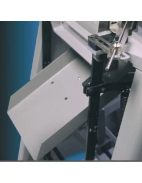 CIZALLA GUILLOTINA A PEDAL HG110 PARA CORTAR MOLDURAS DE MADERA