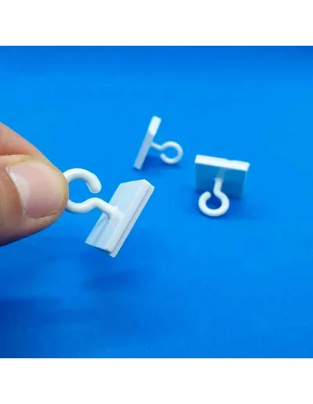 COLGADOR ADHESIVO BLANCO PARA TECHO CON GANCHO ABIERTO DE PLASTICO COLGADOR ADHESIVO BLANCO PARA TECHO CON GANCHO ABIERTO DE PLASTICO