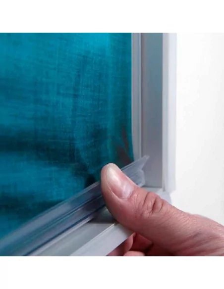 Vitrine LED para cartazes em exterior - modelo lewes