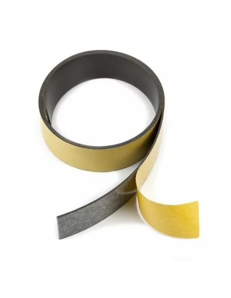 IMÁN FLEXIBLE ADHESIVO para ETIQUETAS. ROLLO 30m IMÁN FLEXIBLE ADHESIVO para ETIQUETAS. ROLLO 30m