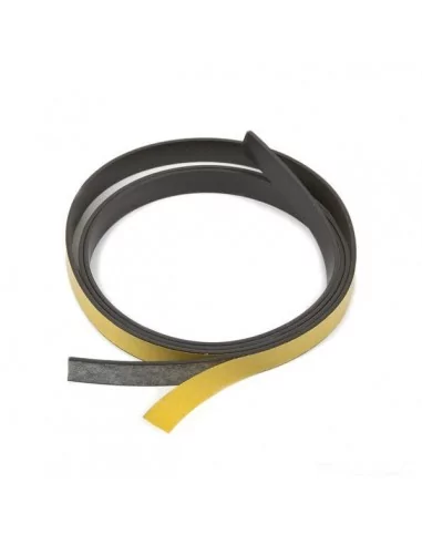 IMÁN FLEXIBLE ADHESIVO para ETIQUETAS. ROLLO 30m IMÁN FLEXIBLE ADHESIVO para ETIQUETAS. ROLLO 30m