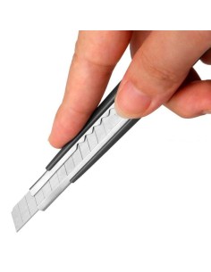 Cutter professionnel 9 mm avec angle de coupe 60 degrés 2