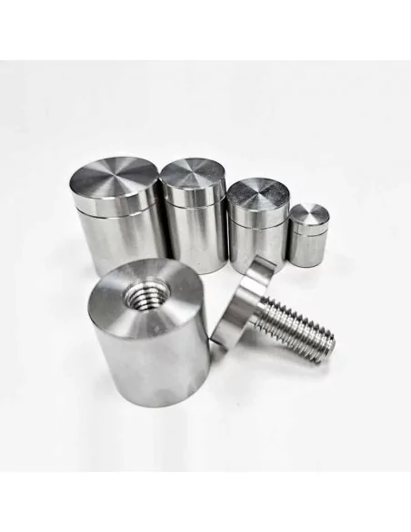 Fixadores em aço inox para placas com tampa roscada