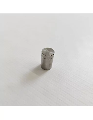 Fixadores em aço inox para placas com tampa roscada