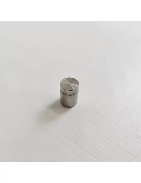 Fixadores em aço inox para placas com tampa roscada