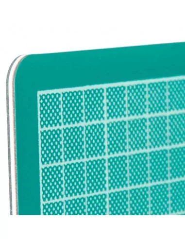Planche de découpe verte A4 avec grille 3mm d'épaisseur Planche de découpe verte A4 avec grille 3mm d'épaisseur