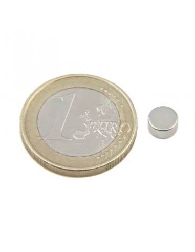 Disque en néodyme ⌀6 × 3 mm N35 Disque en néodyme ⌀6 × 3 mm N35