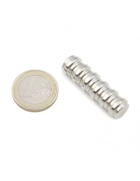 Disco de neodímio ⌀9.5 × 6.5 mm N52 Ni+Cu+Ni (saliente 11.1×2.4mm)