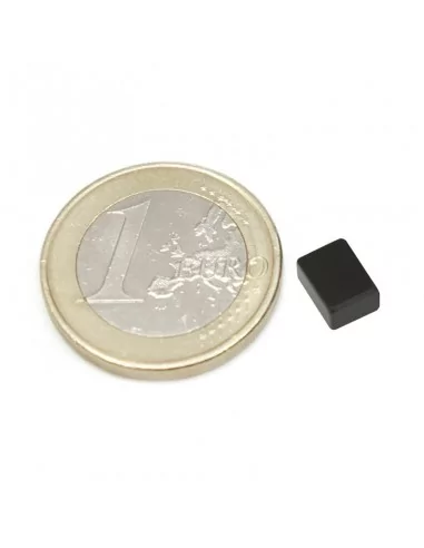 Bloco de neodímio 8×4×6 mm N45 epóxi preto