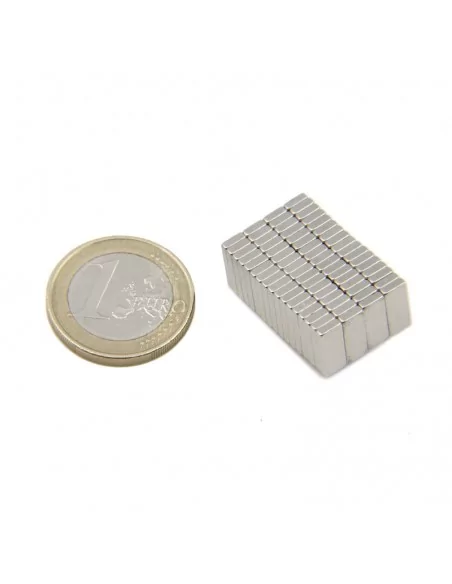 Bloco de neodímio 10×4×1.5 mm N35
