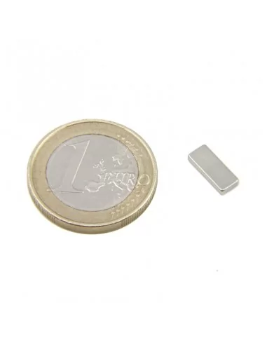 Bloco de neodímio 10×4×1.5 mm N35