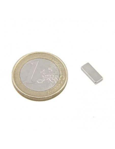 Bloco de neodímio 10×4×1.5 mm N35