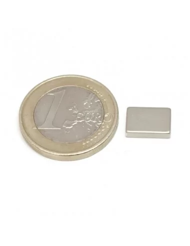 Bloco de neodímio 10×7×2.2 mm N35