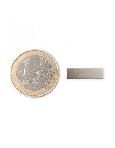 Bloco de neodímio 17×5×1 mm N35
