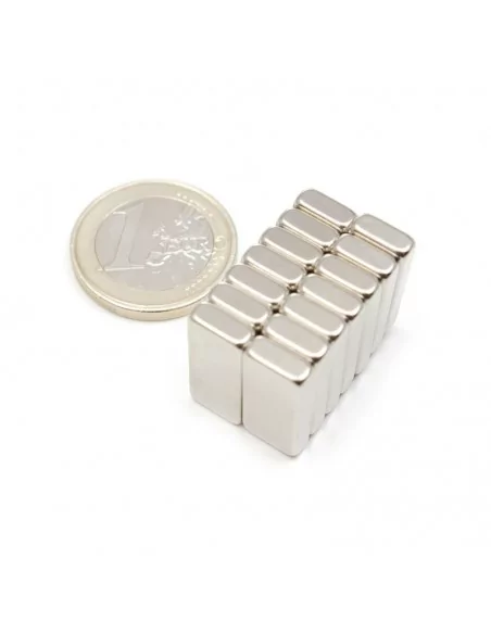 Bloco de neodímio 18×8×3.5 mm N35