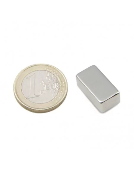 Bloco de neodímio 20 × 10 × 10 mm N35