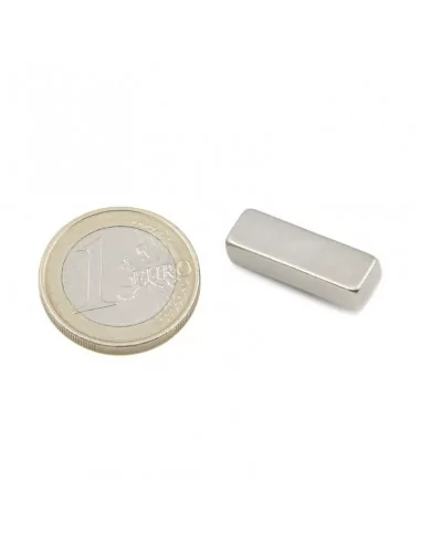 Bloco de neodímio 22 × 7 × 5.5 mm N35
