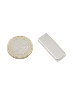 Bloco de neodímio 29 × 10.5 × 3 mm N35