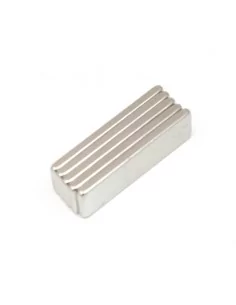 Bloco de neodímio 30 × 9 × 2 mm N35 2