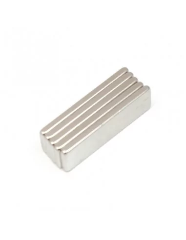 Bloco de neodímio 30 × 9 × 2 mm N35