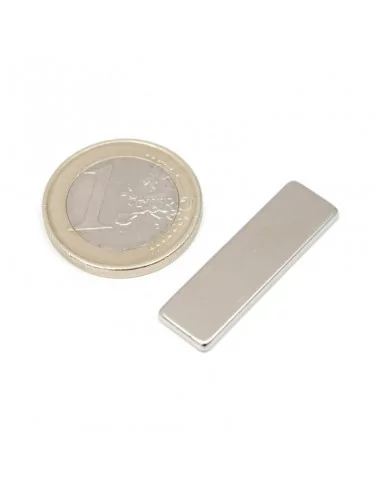 Bloco de neodímio 30 × 9 × 2 mm N35