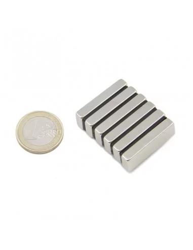 Bloco de neodímio 30 × 10 × 5 mm N35