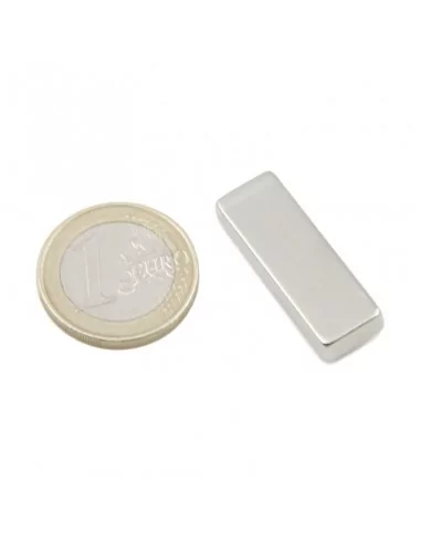 Bloco de neodímio 30 × 10 × 5 mm N35