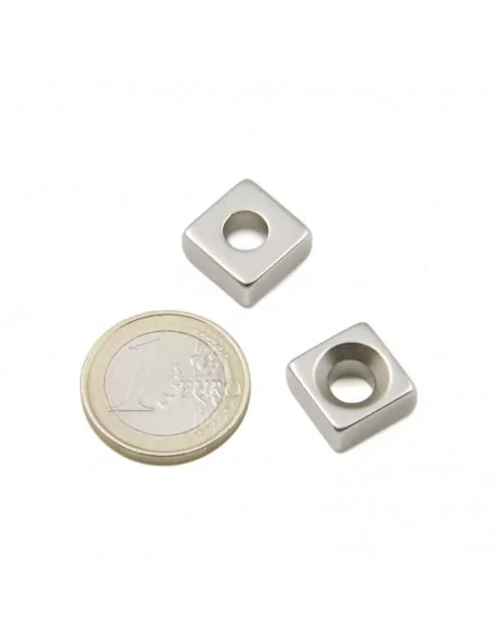 Bloque avellanado de neodimio 12.7 × 12.7 × 6 (⌀6) mm N52 cara Norte Bloque avellanado de neodimio 12.7 × 12.7 × 6 (⌀6) mm N52 cara Norte