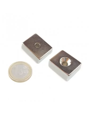 Bloque avellanado de neodimio 25 × 20 × 10 (⌀5) mm N35 cara Norte Bloque avellanado de neodimio 25 × 20 × 10 (⌀5) mm N35 cara Norte