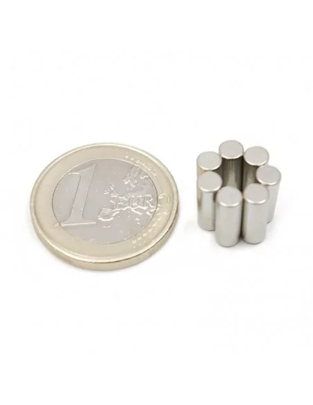 Barra cilíndrica de neodimio ⌀4 × 10 mm N35 diametral