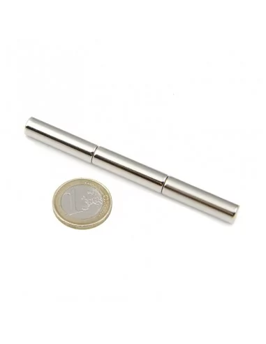 Barra cilíndrica de neodimio ⌀8 × 30 mm N35 Barra cilíndrica de neodimio ⌀8 × 30 mm N35