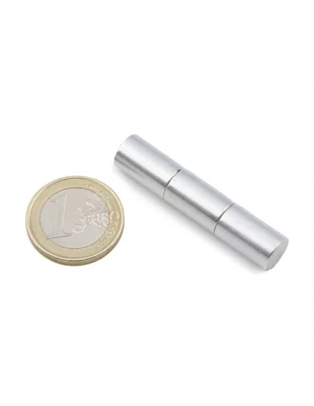 Barra cilíndrica de neodimio ⌀9 × 15 mm N45 baño Zn Barra cilíndrica de neodimio ⌀9 × 15 mm N45 baño Zn