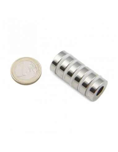 Aro de neodimio ⌀18 × 5 mm N45 (con agujero ⌀8.25)
