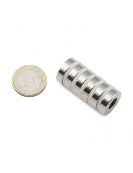 Aro de neodimio ⌀18 × 5 mm N45 (con agujero ⌀8.25)