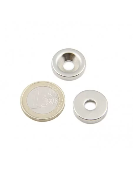 Aro avellanado de neodimio ⌀18 × 4 mm N35 (con agujero ⌀6) cara Sur