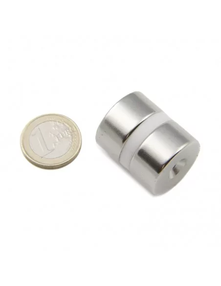 Aro avellanado de neodimio ⌀25 × 12.7 mm N52 (con agujero ⌀5) Aro avellanado de neodimio ⌀25 × 12.7 mm N52 (con agujero ⌀5)