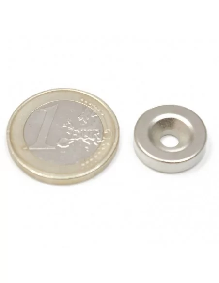Aro avellanado de neodimio ⌀15 × 4 mm N35 cara Norte (con agujero ⌀4.5) Aro avellanado de neodimio ⌀15 × 4 mm N35 cara Norte (con agujero ⌀4.5)
