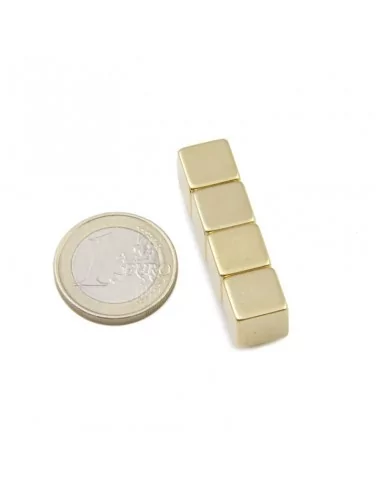 Cubo de neodimio 10 × 10 × 10 mm N45 baño Oro