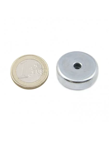 Base avec trou fraisé en néodyme ⌀25 × 7 mm (avec trou ⌀4.5) N35 Base avec trou fraisé en néodyme ⌀25 × 7 mm (avec trou ⌀4.5) N35