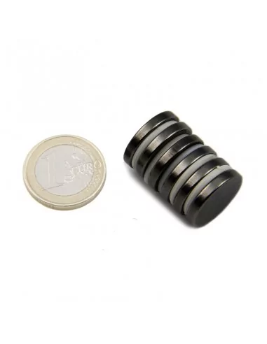 Disco de neodímio ⌀19×3 mm N52 epóxi preto Disco de neodímio ⌀19×3 mm N52 epóxi preto