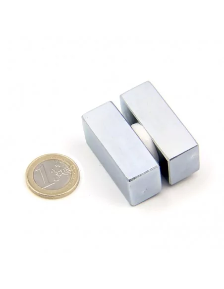 Bloco de neodímio 40 × 20 × 15 mm N45